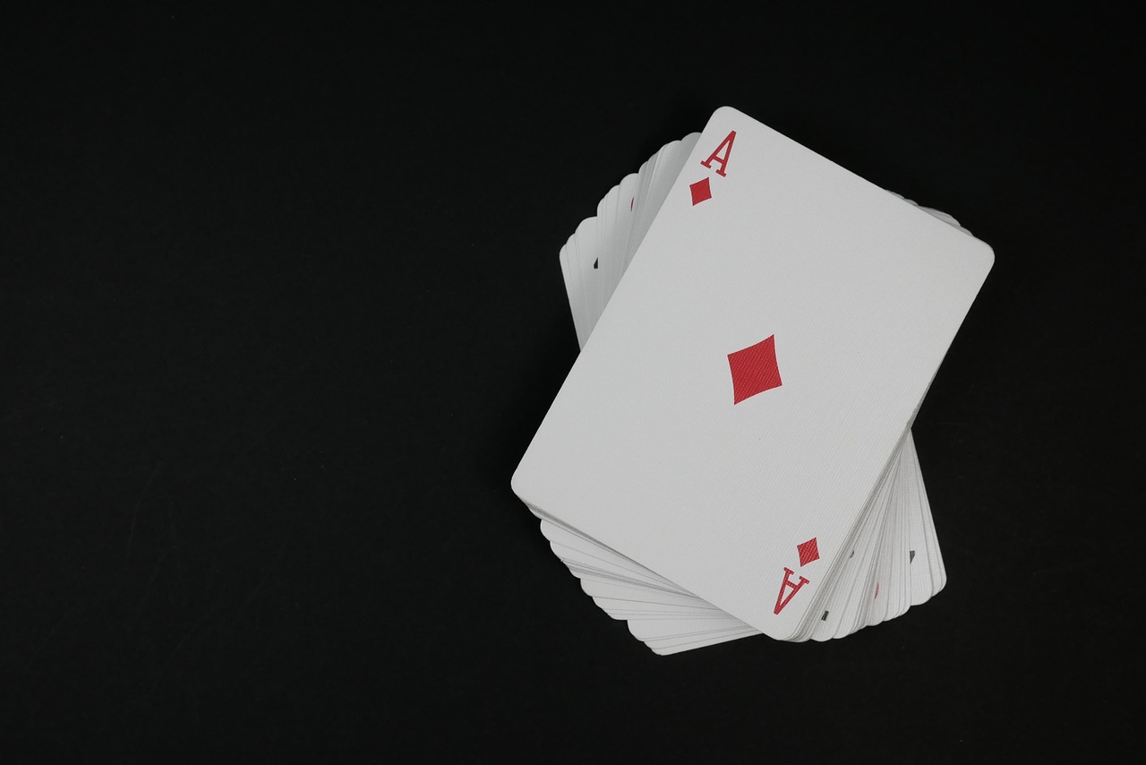 Cards, game, poker — Lista Legalnych Kasyn 2025