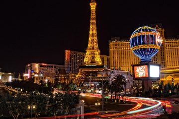 Las vegas, eiffel tower, buildings — Top Australian Online Pokies For Real Cash Throughout 2025